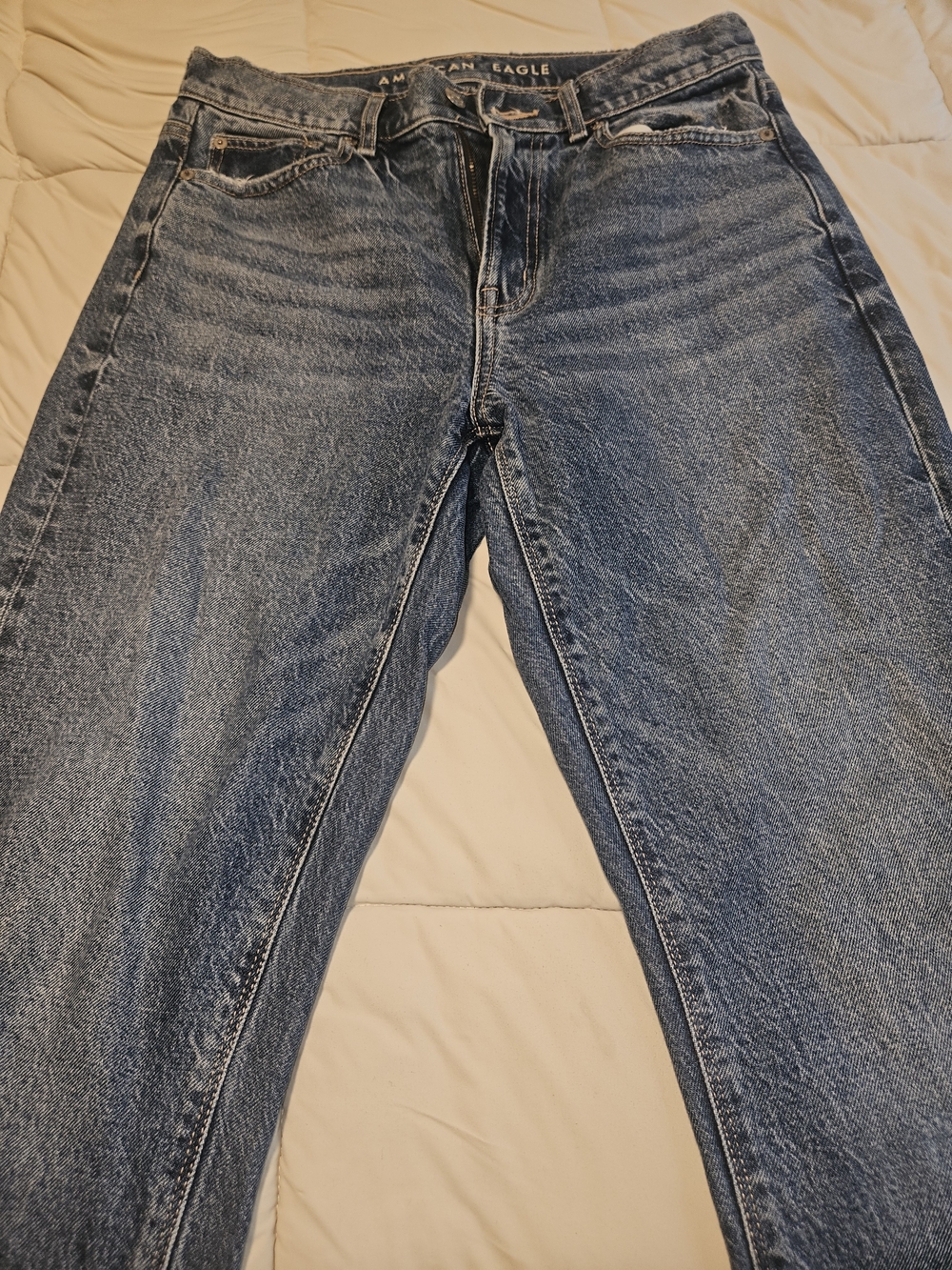 American Eagle Outfitters Women's Light Blue Relaxed Jeans